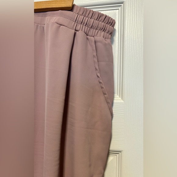 Plus size, two pieces, pants and short-sleeved shirt. - Picture 3 of 8